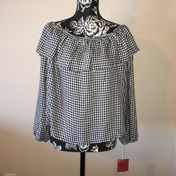 Mossimo Supply Co. Tops - Mossimo Off the Shoulder Shirt